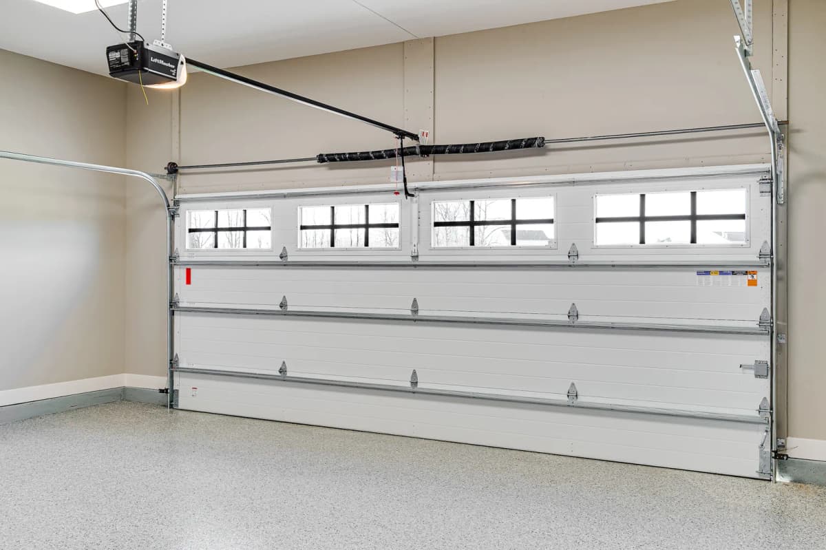 Professional garage door repair services in Laguna Hills
